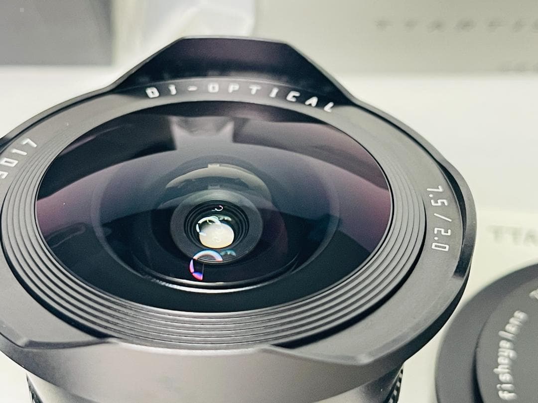 【新同品】 銘匠光学 TTArtisan 7.5mm f2 Fuji Xマウント