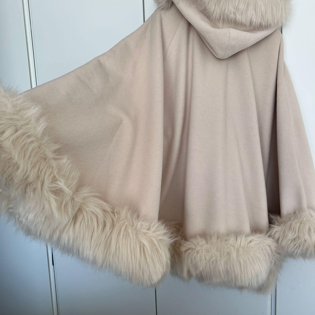 109  PARTY フードファーケープコート定価¥35,200