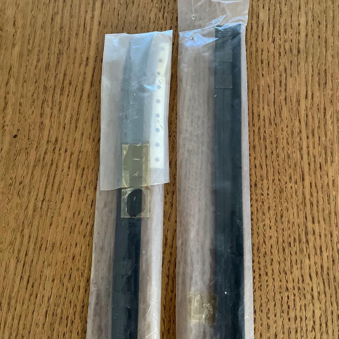 ひでさん専用　ダットサン620 日産純正品 ドア水切りモール　未使用品