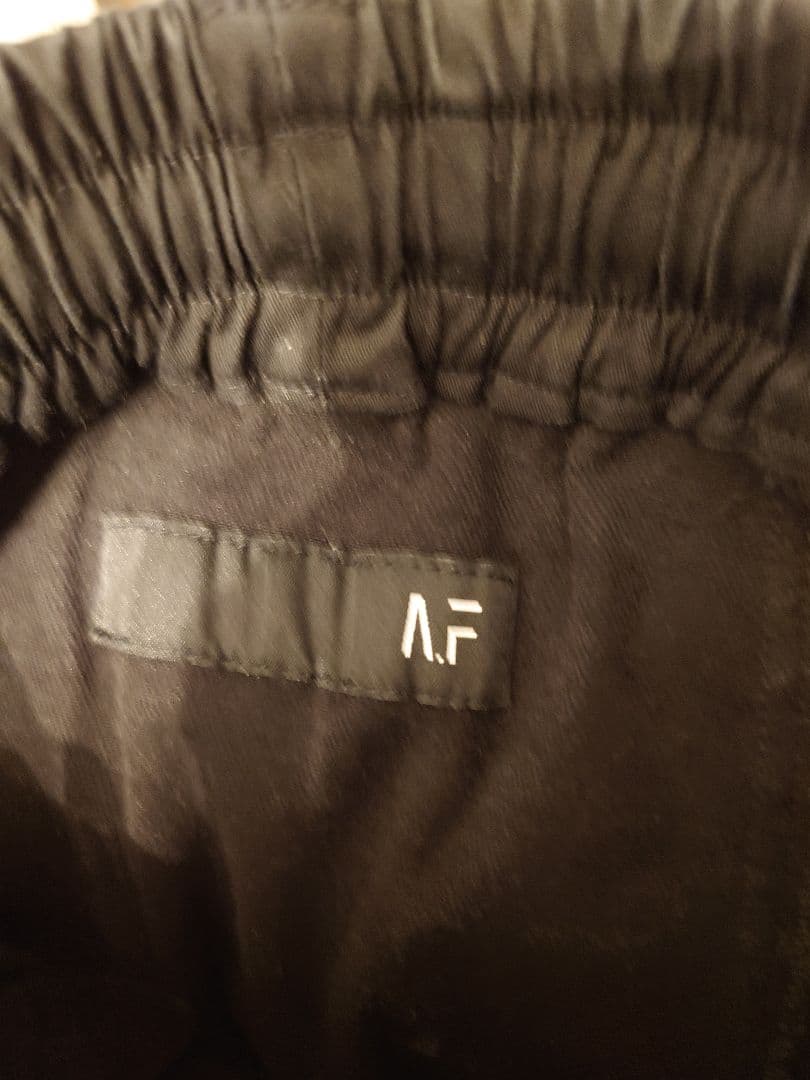 A.F ARTEFACT／ストレッチ サルエルスキニー