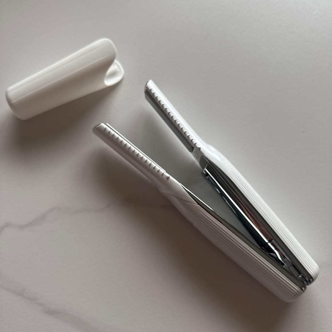 リファ　ReFa FINGER IRON 携帯　ヘアアイロン
