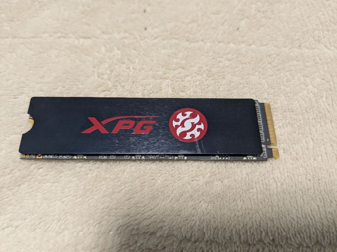 内蔵型SSD ADATA SX8100NP