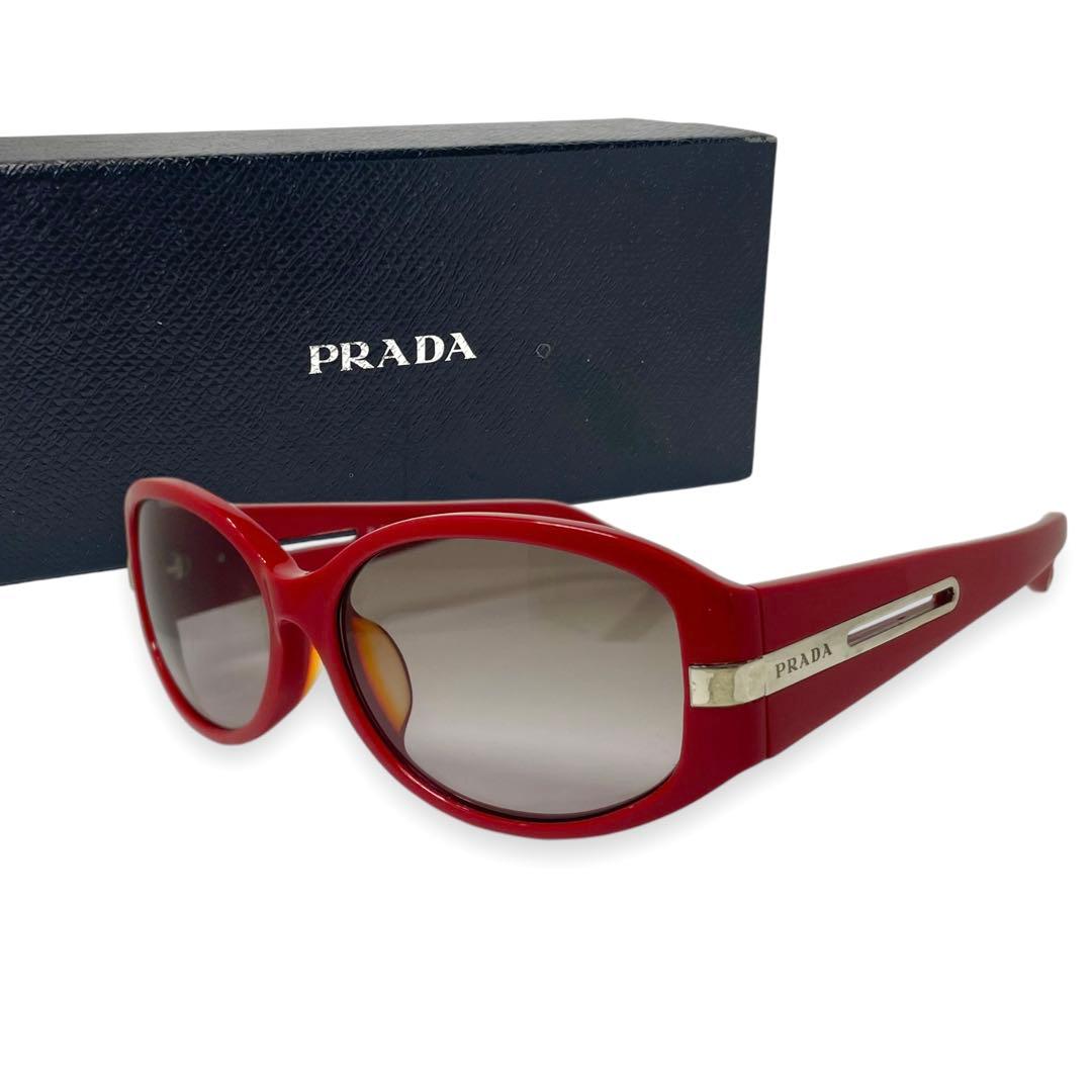 プラダスポーツ　サングラス　レッド　サイドロゴ
