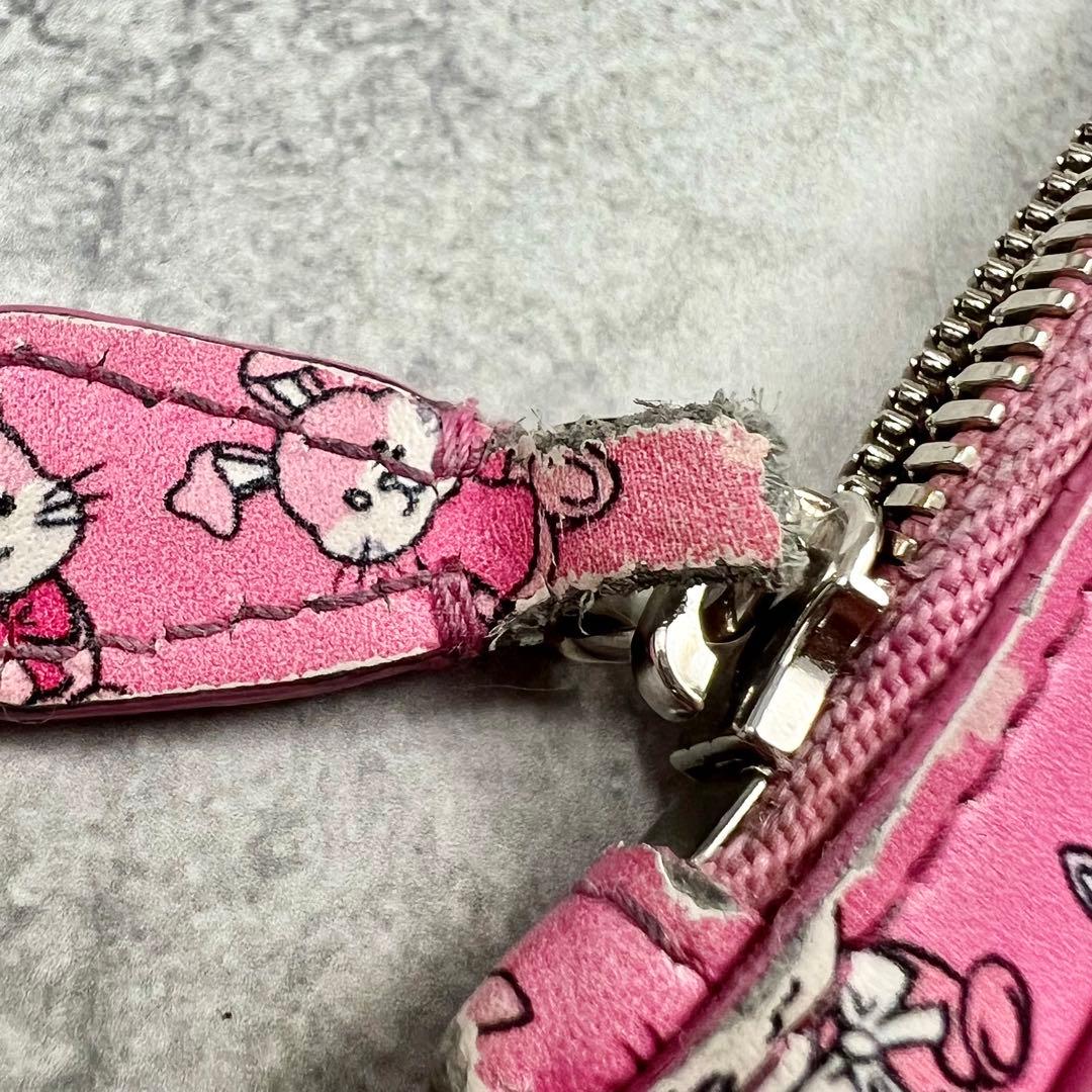 専用 BALENCIAGA バニーニューイヤー ケース 8228