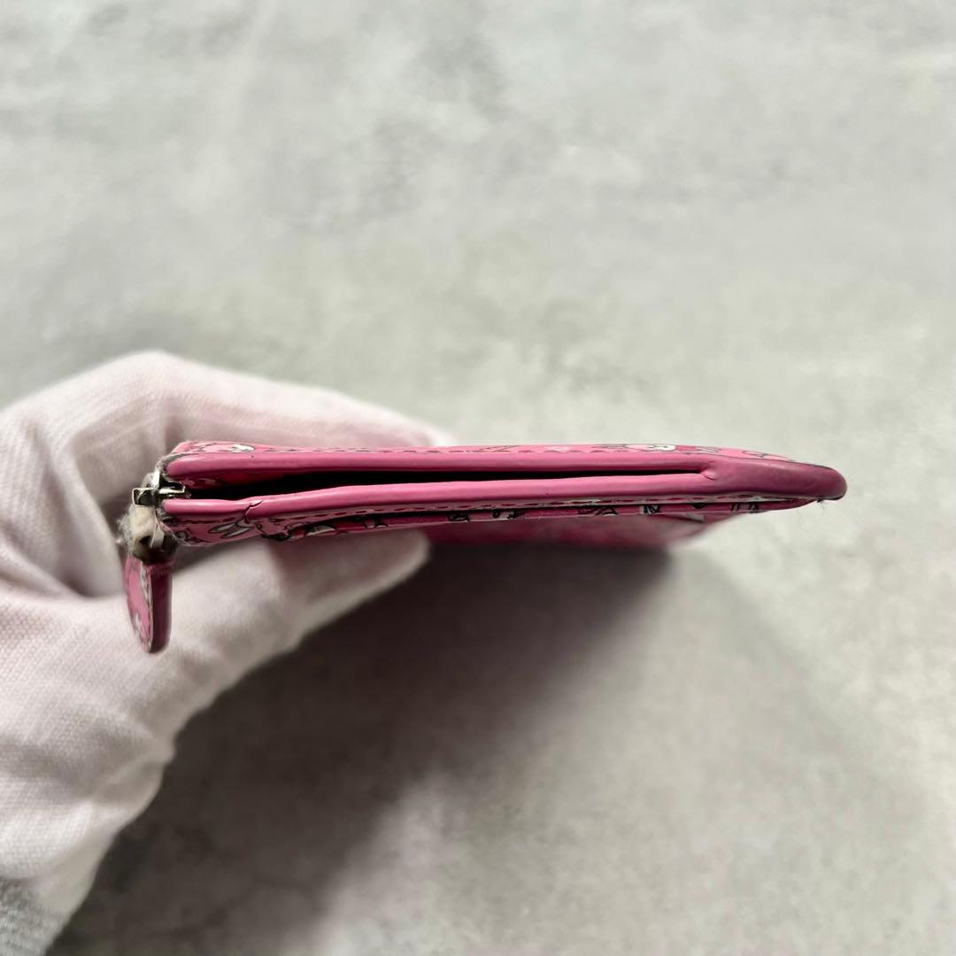 専用 BALENCIAGA バニーニューイヤー ケース 8228