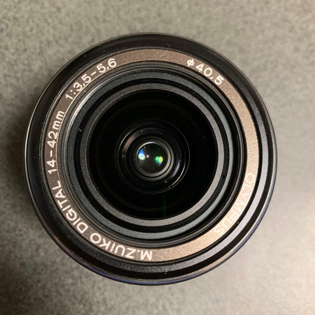 OLYMPUS PEN E-P1 シルバー