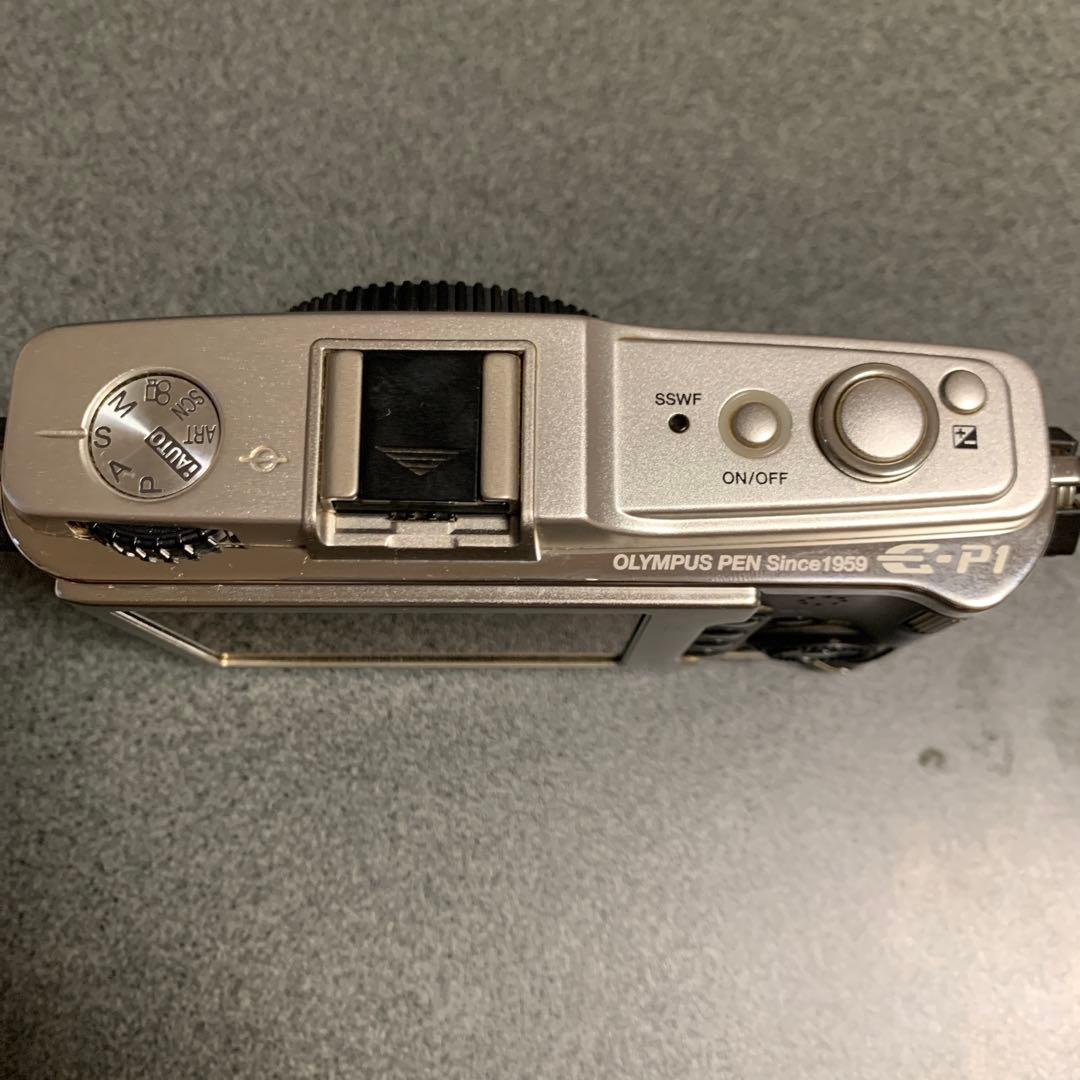 OLYMPUS PEN E-P1 シルバー