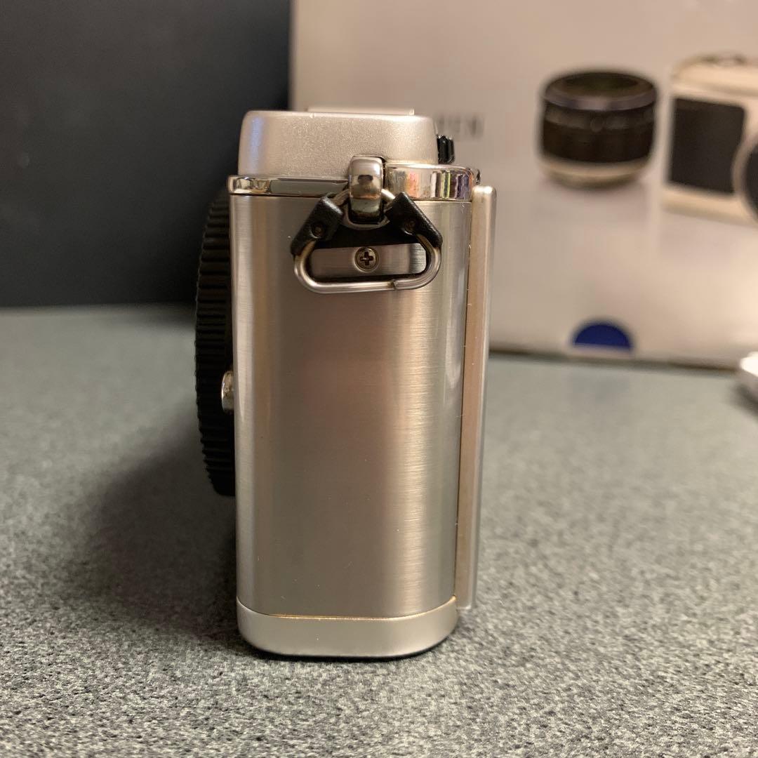 OLYMPUS PEN E-P1 シルバー