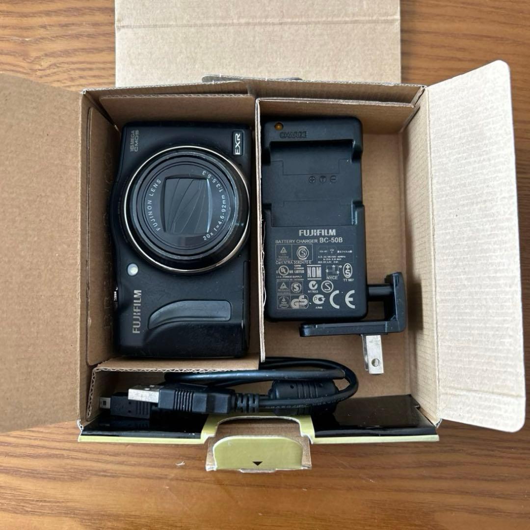 FUJIFILM FINEPIX F800EXR ブラック 富士フィルム