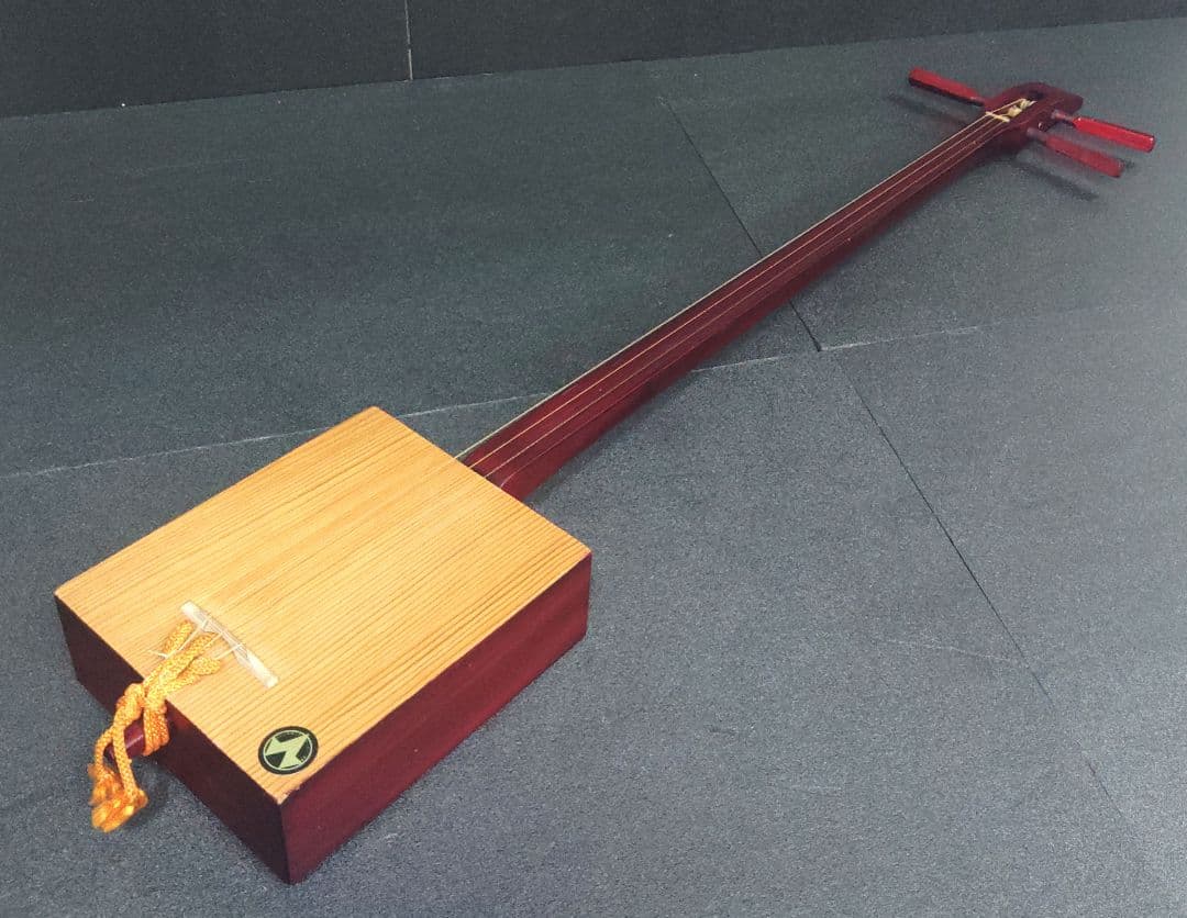 ごったん 木製 三味線 南九州　宮崎県 伝統工芸品 箱三線　黒木之作