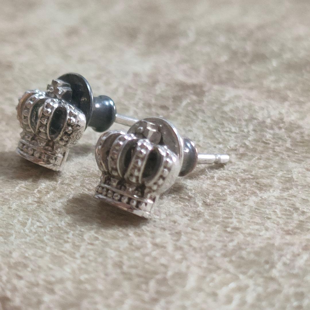 Justin Davis ジャスティンデイビス　シルバー 王冠デザイン ピアス