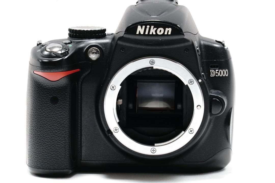 Nikon D5000 スマホ転送 一眼レフ 動画・自撮りOK 手ぶれ補正付き