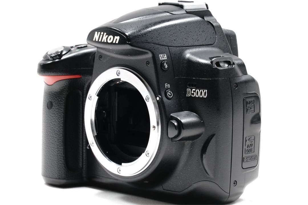 Nikon D5000 スマホ転送 一眼レフ 動画・自撮りOK 手ぶれ補正付き