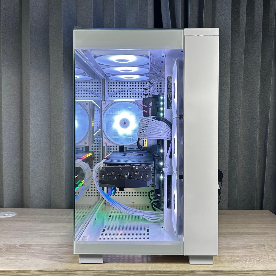 超高性能 白 ゲーミングPC RTX3070 Windows11 ワイルズ快適