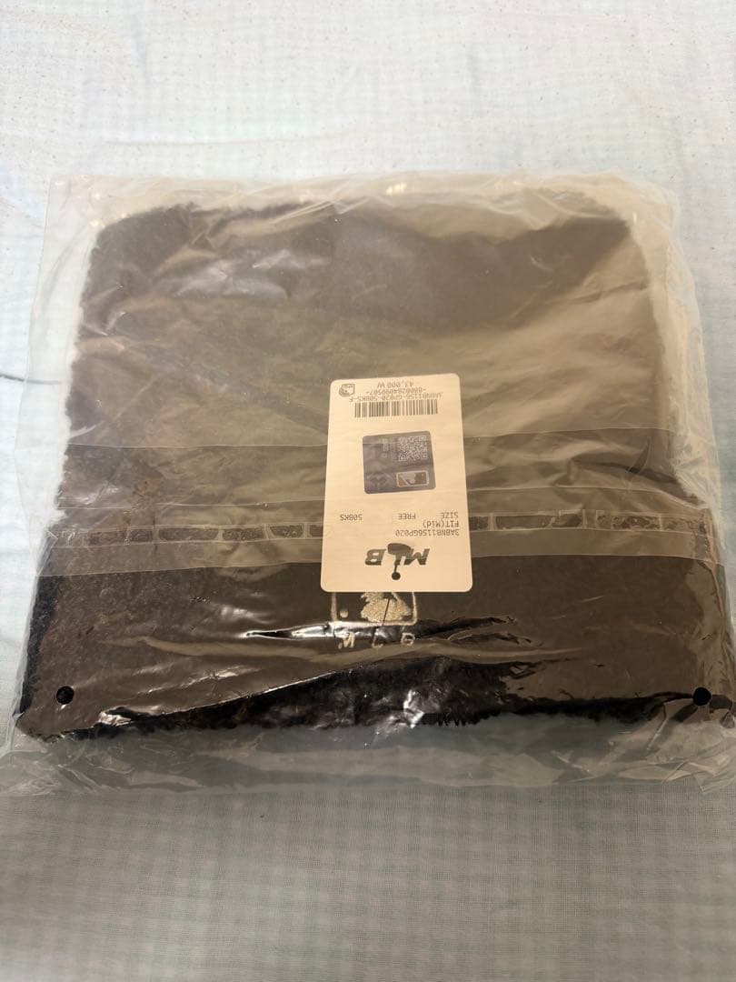 最安値！MLB KOREA 猫耳ニット帽　韓国限定　新品タグ付き