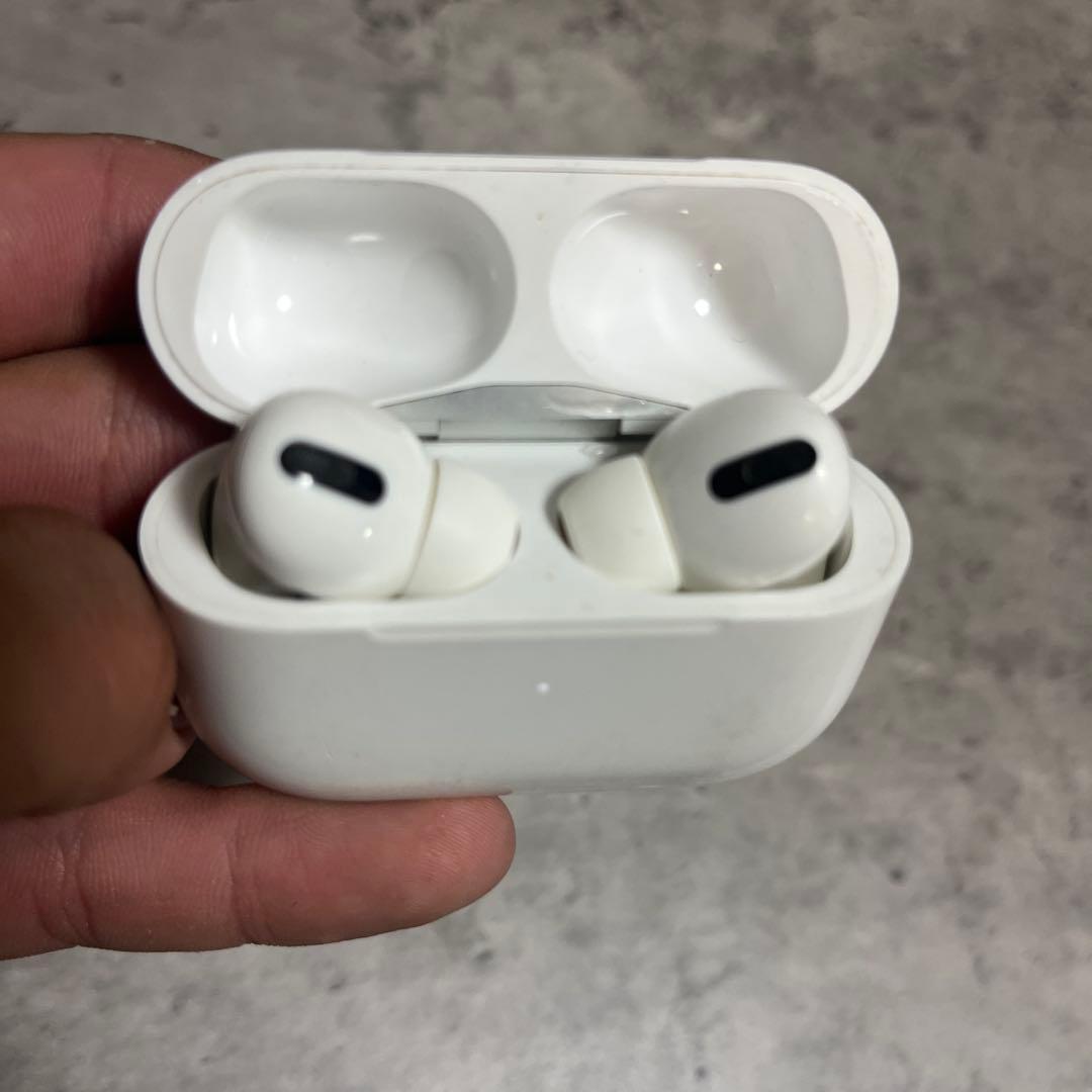 AirPods Pro本体 ホワイト ワイヤレスイヤホン