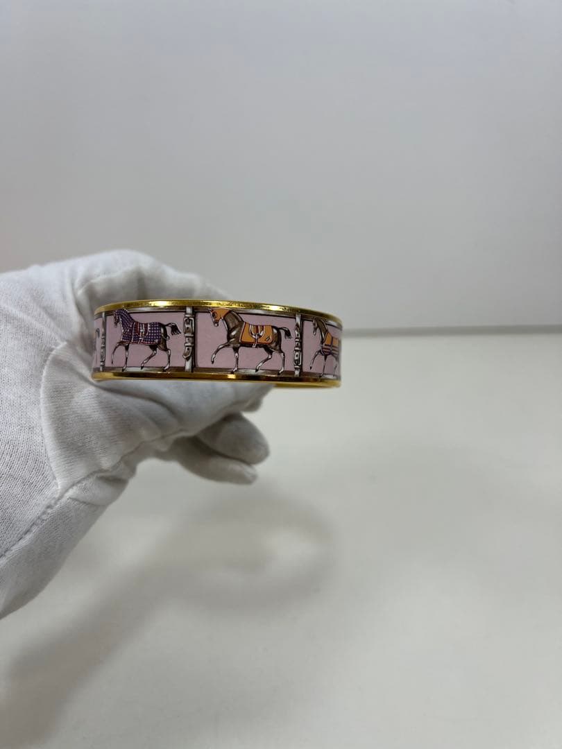 HERMES 馬デザイン バングル