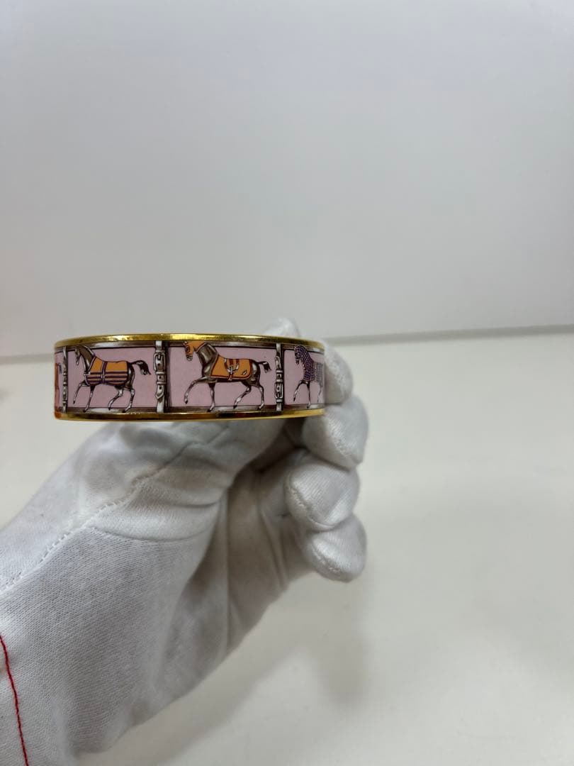HERMES 馬デザイン バングル