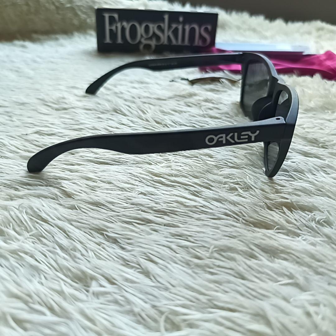 極美品　OAKLEY　FrogSkins(A)　MATTE BLACK CAMO