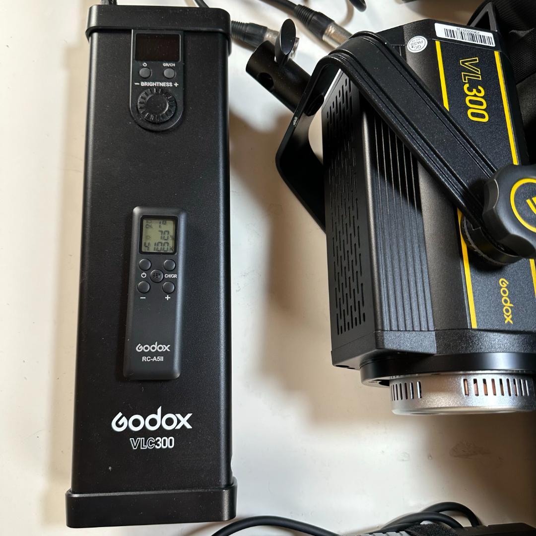 GODOX VL300 撮影ライト