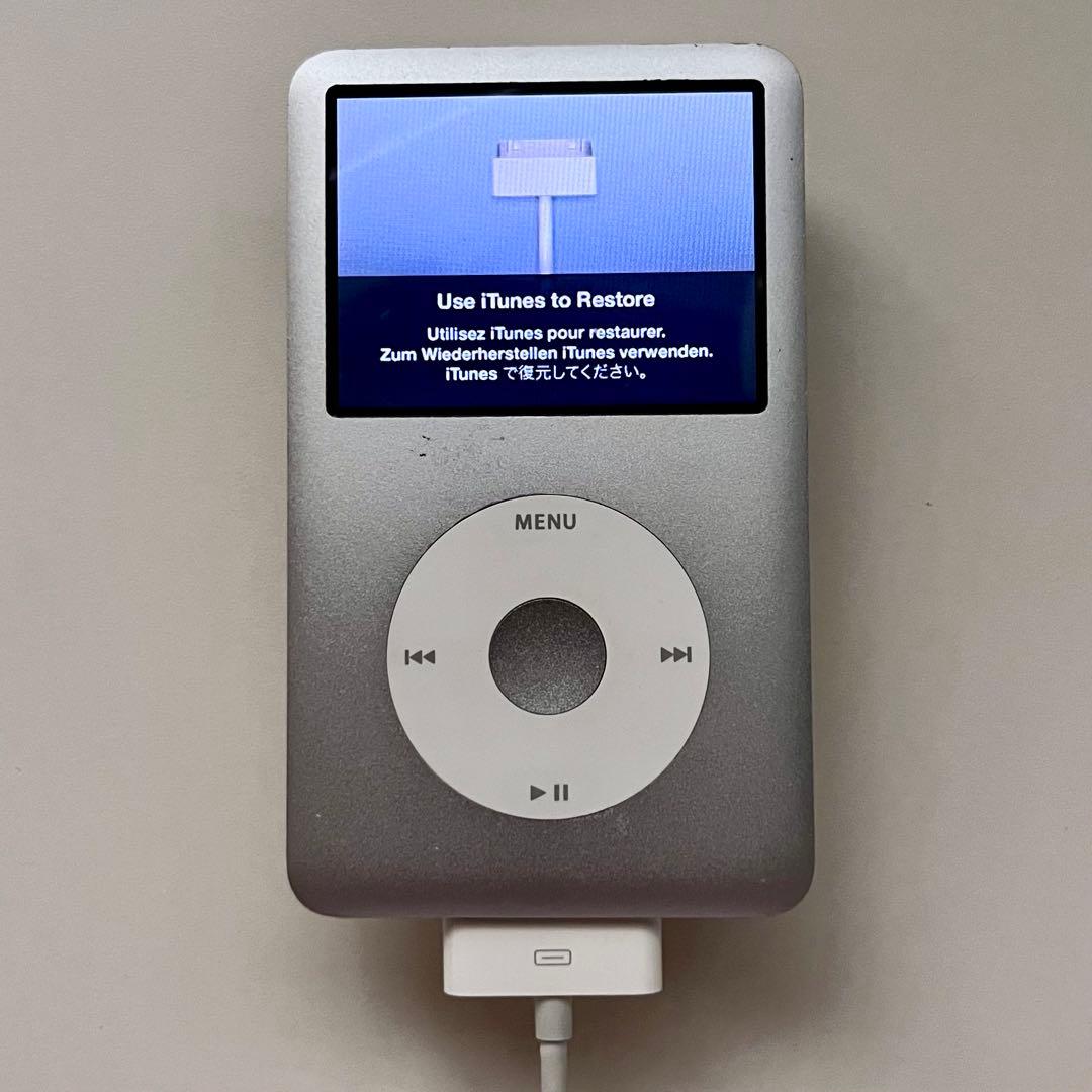 iPod classic クラシック160GB シルバー ジャンク +充電コード
