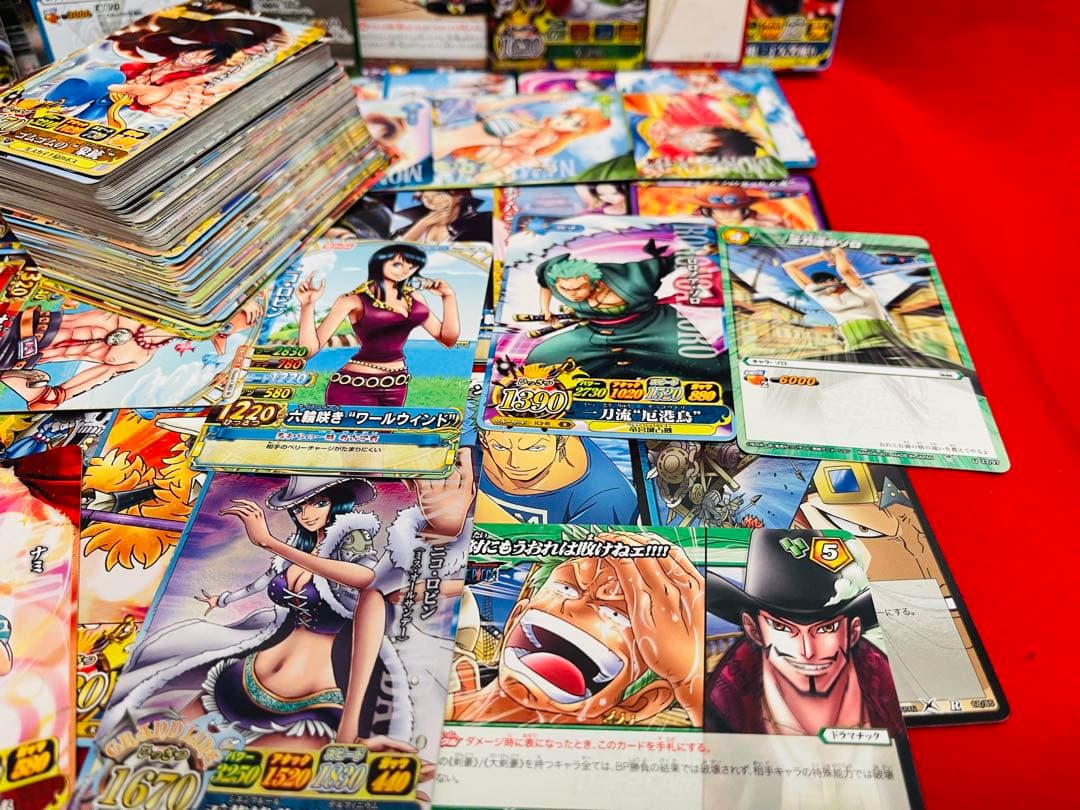 【2011-2012年】ワンピース関連カード　絶版　カードダス　他　140枚以上