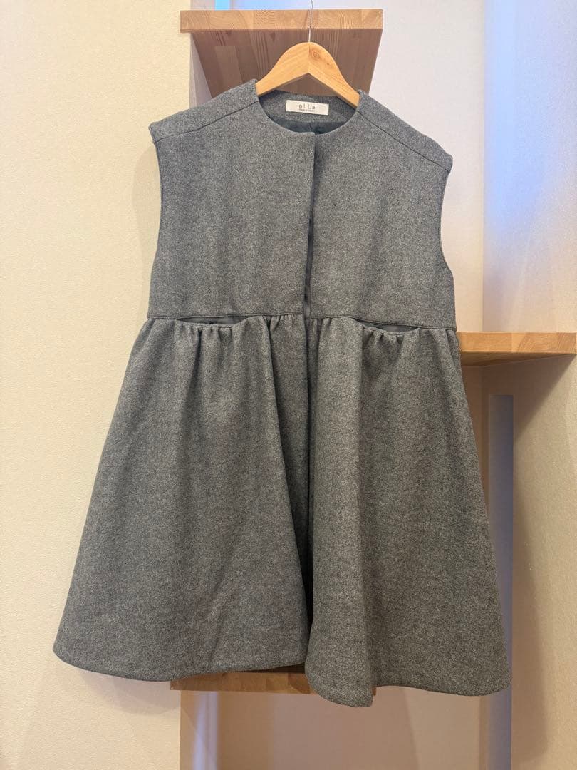 【お値下げしました】ella マシュマロウールタッチジレ　グレー