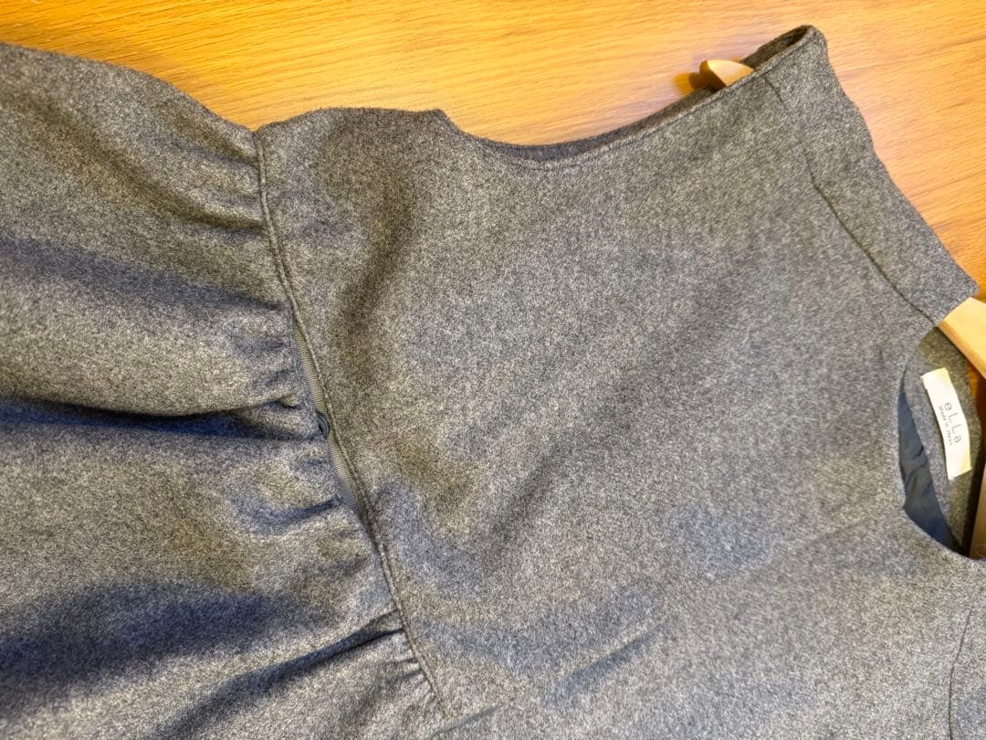 【お値下げしました】ella マシュマロウールタッチジレ　グレー