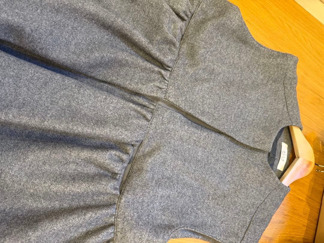 【お値下げしました】ella マシュマロウールタッチジレ　グレー