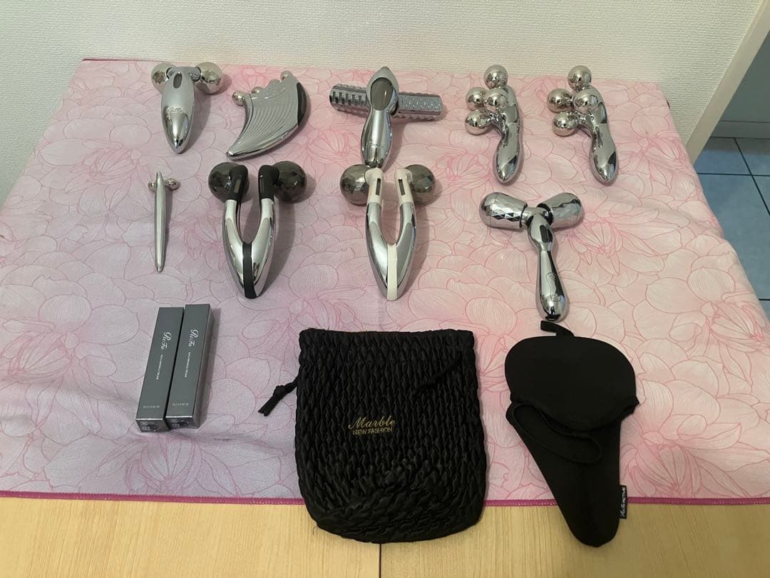 投売り　ReFa 美顔ローラーセットとリンクルクリーム　ケース　まとめ売りセット