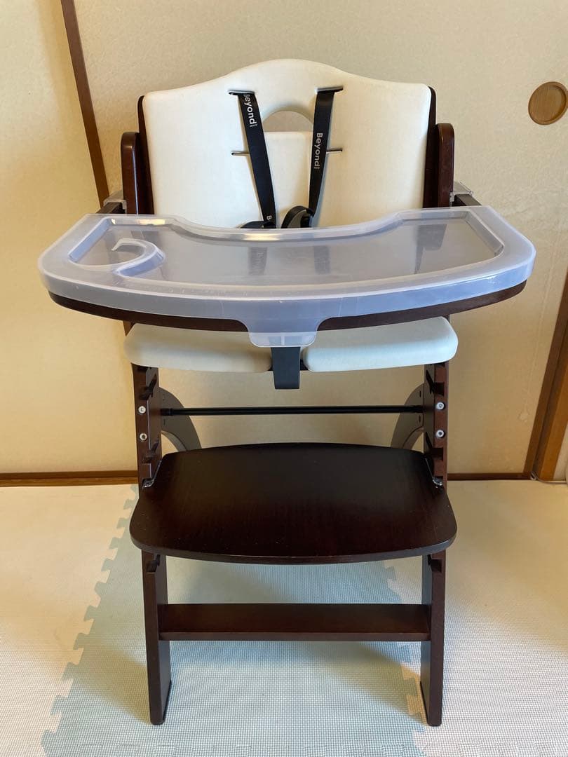 ビヨンドジュニア ハイチェア