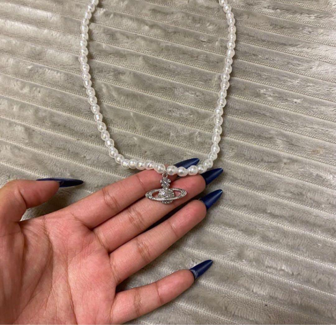【美品】 Vivienne Westwood パールネックレス