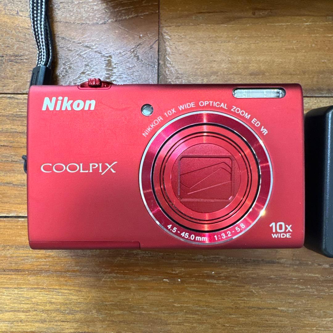 Nikon COOLPIX S6200 レッド　美品　動作確認済み　デジカメ