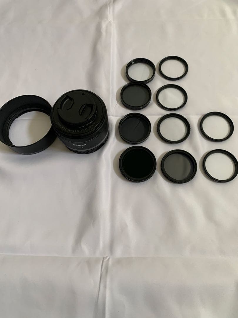 CANON キヤノン RF 50mm F1.8 STM とフィルター11枚セット