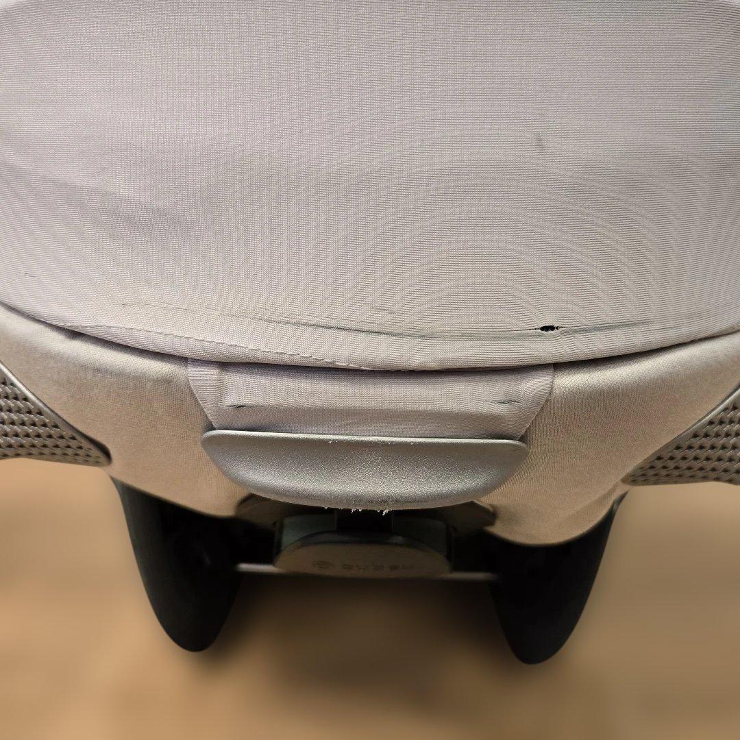 サイベックス　クラウド T i-Size/プラチナムホワイトプラス　と　ベースT