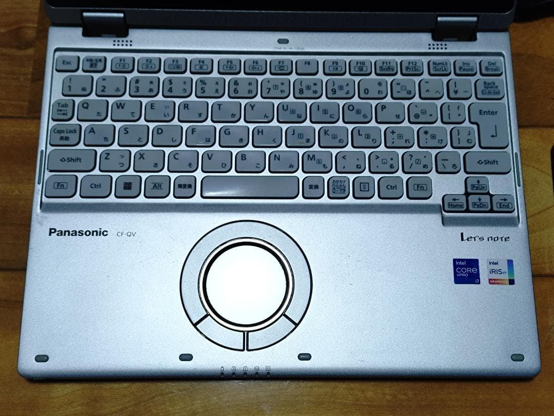 中古CF-QV1SFLAS 11世代i7 16GB　１TB　LTE　オマケつき