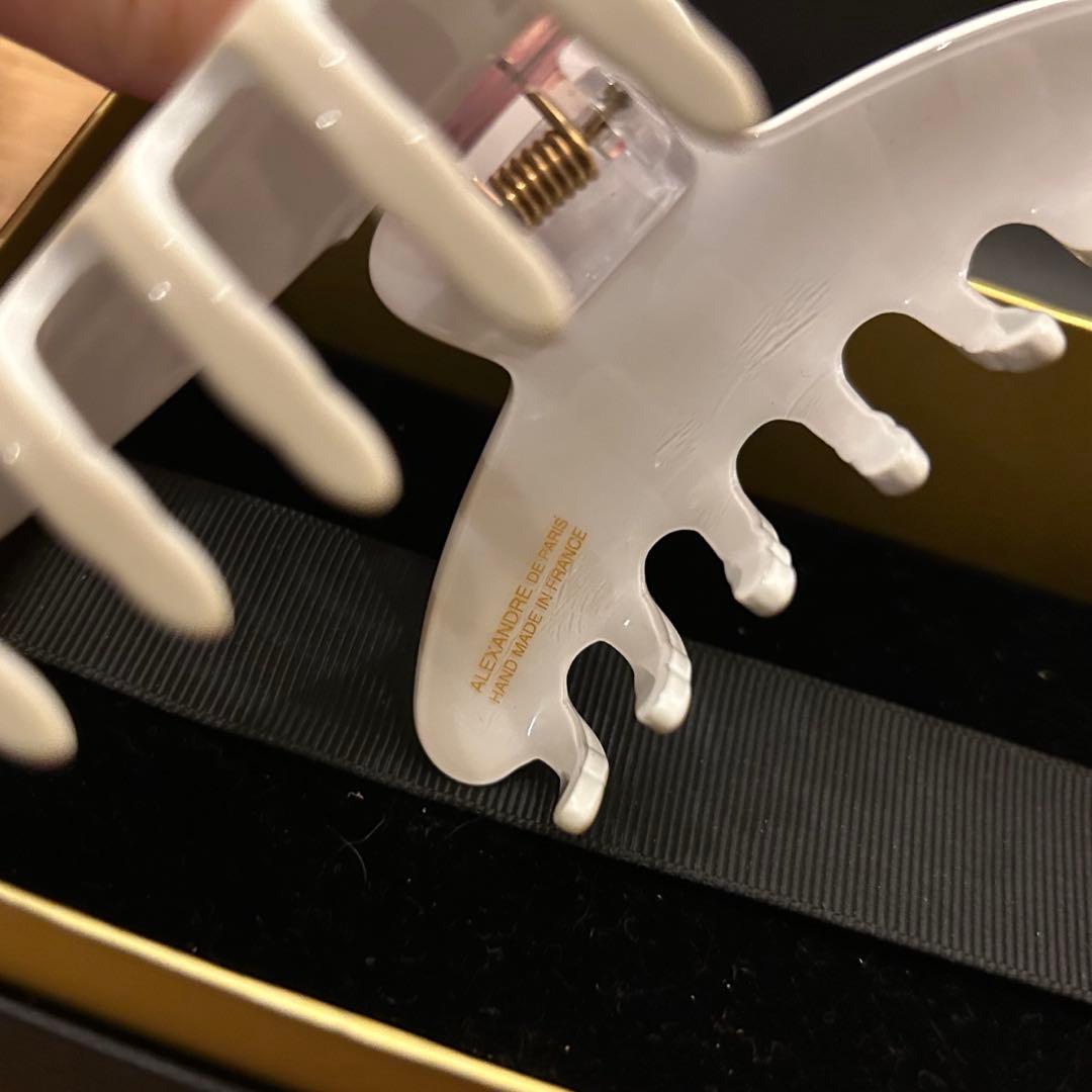 ほほさま専用アレクサンドルドゥパリ　ツートンヘアクリップ　ベージュ×ホワイト