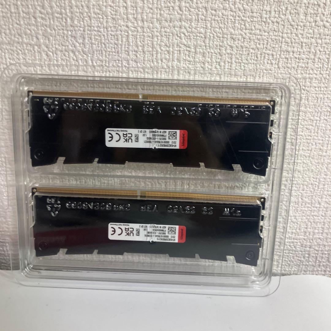 未使用　Kingston DDR4メモリ FURY Renegade 8GBx2