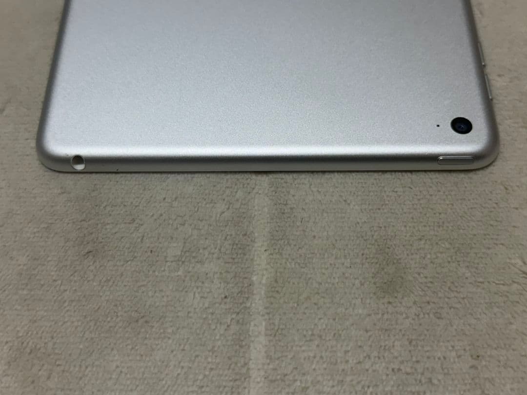 iPad mini 4世代 32GB Wi-Fi