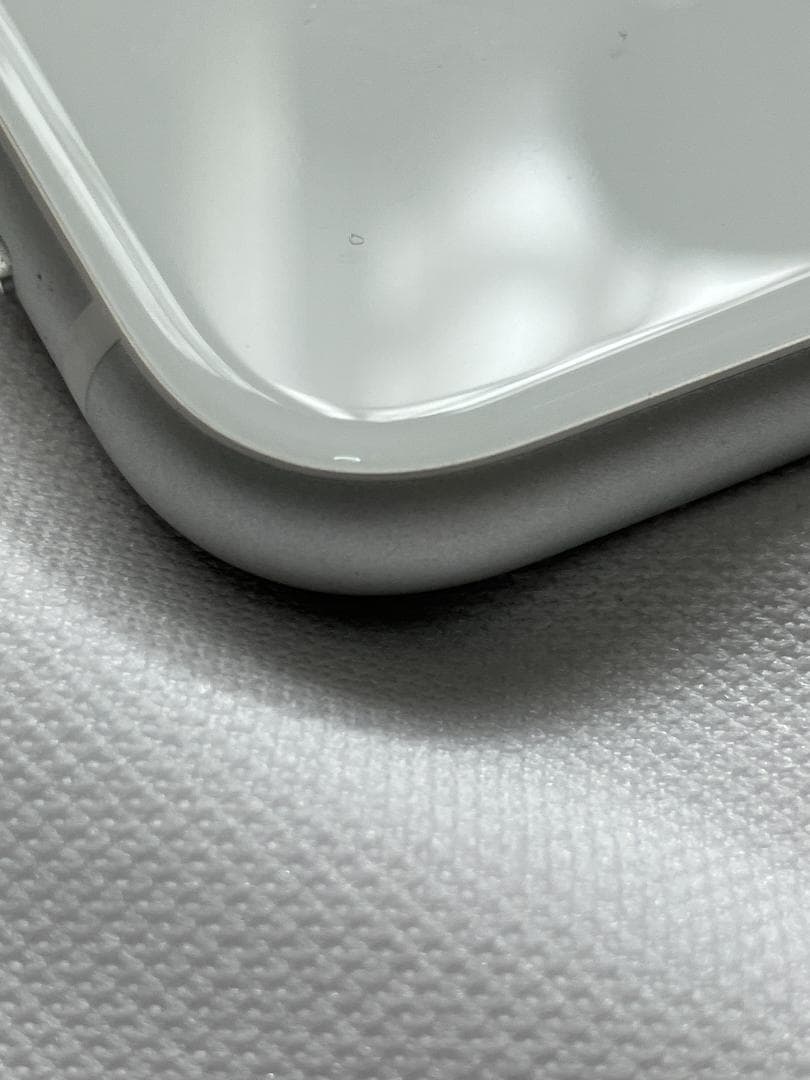 【超美品】iPhone SE 第2世代 128GB/バッテリー91%/おまけ付