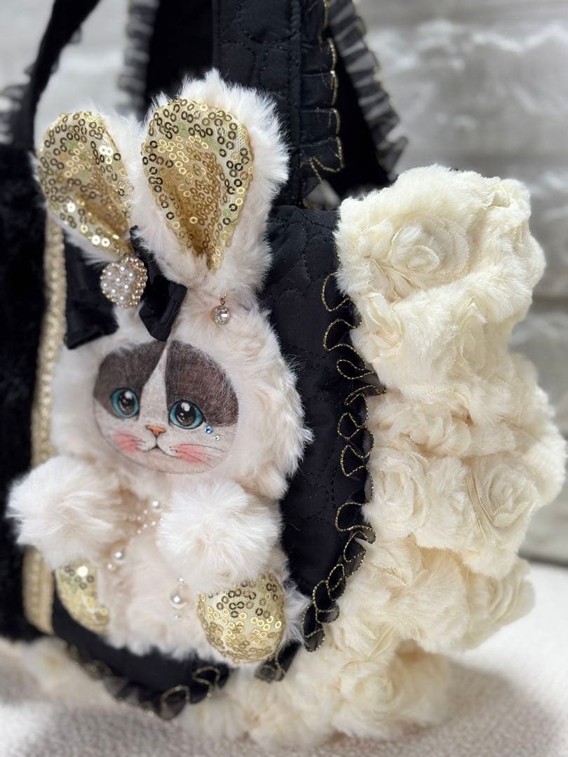 ニ*タ様 コヤンイサムチョン　ハンドメイド　ファーギャザーバッグ　黒うさちゃん