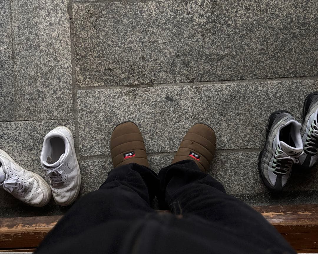 TRUERELIGIONコーデュロイパンツ