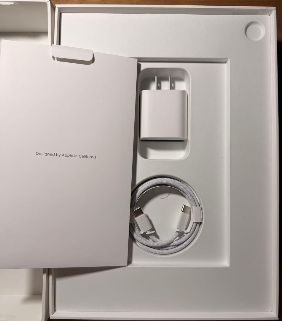 【美品】第六世代M2 11インチ iPad Air 128GB ブルー