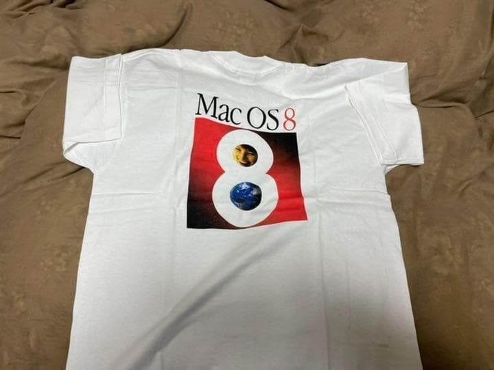 MacOS８TシャツとマウスパッドとLaboFinder CD Apple純正