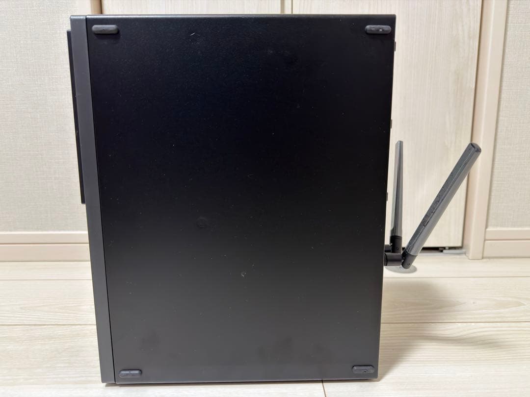 Lenovo ThinkCentre M720s i5-8400 8GB 美品