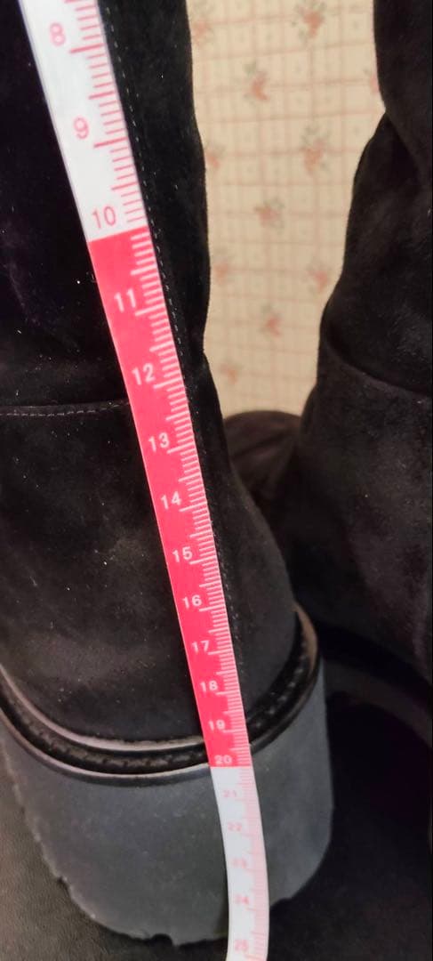 【美品】CHANEL ブラック スエード ショートブーツ