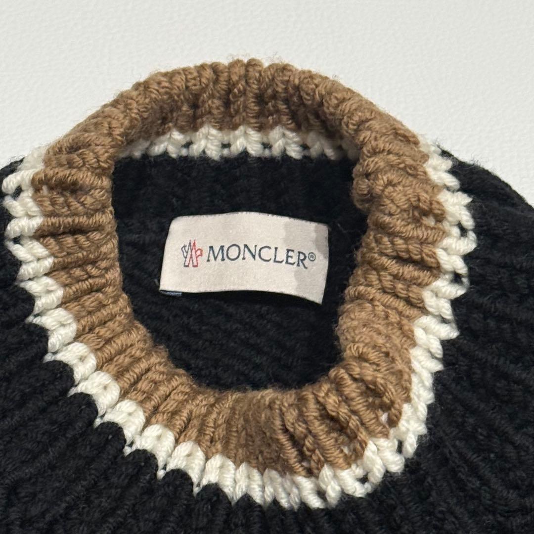 美品 モンクレール 厚手ニット M 黒色 ケーブルニット