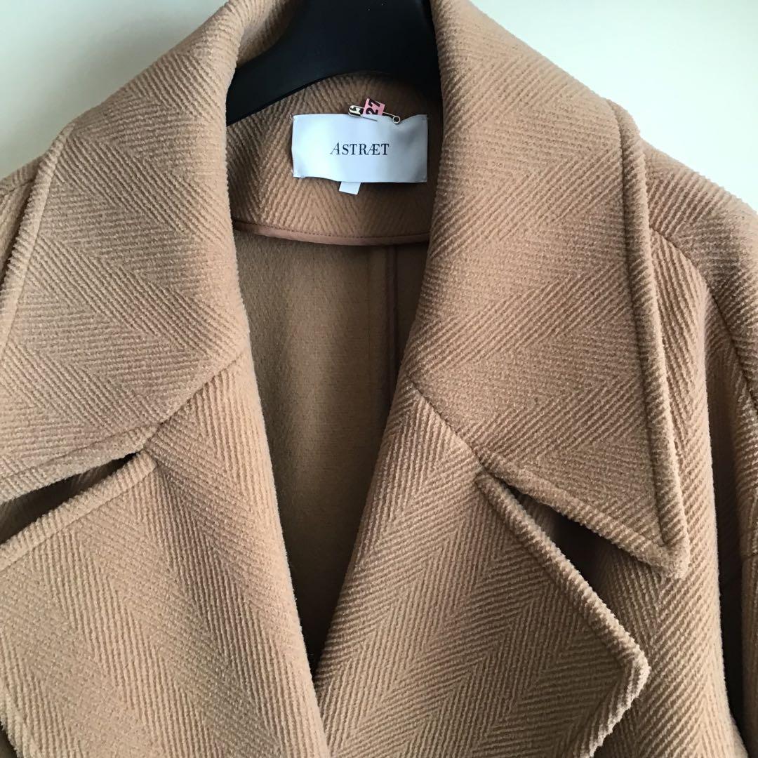 ASTRAET ミドル丈　ヘリンボーンウールコート　キャメル　4ボタン