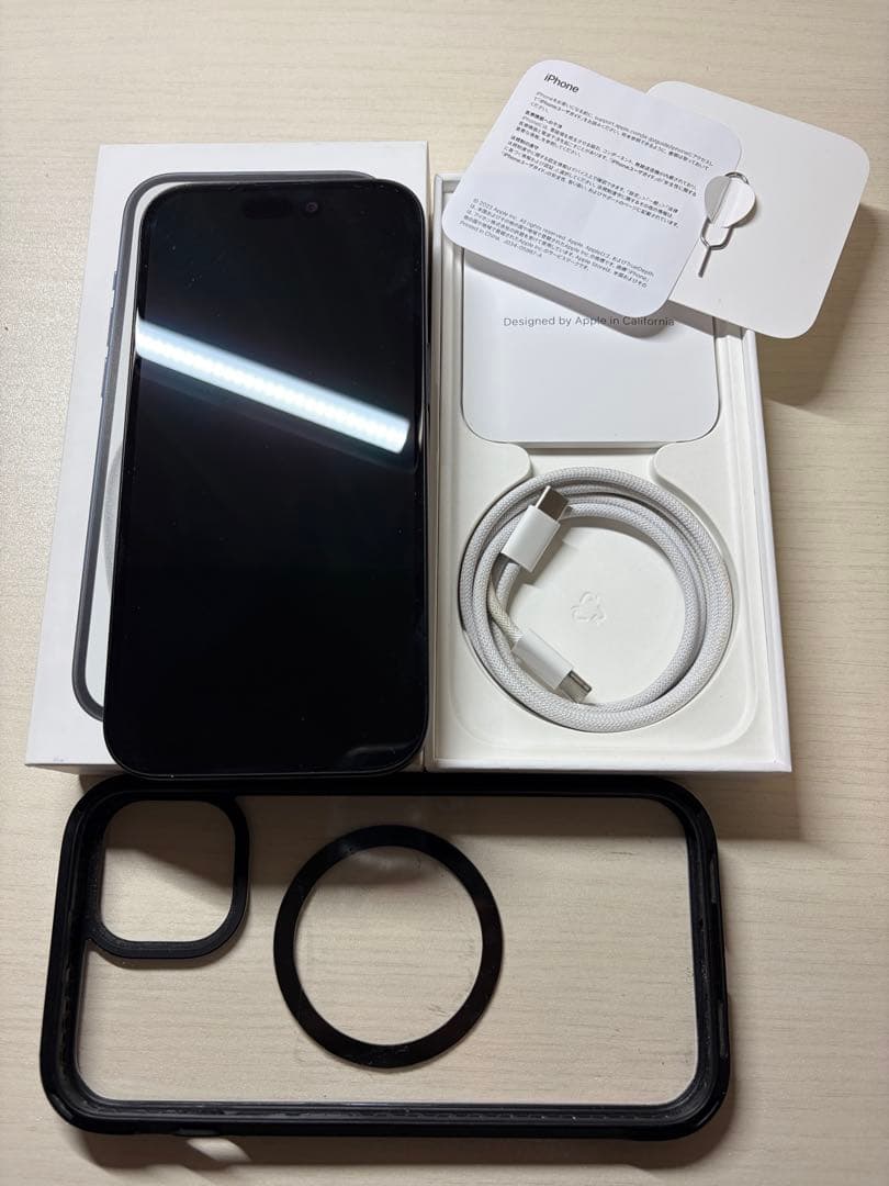 iPhone15 256GB バッテリー89% ブラック