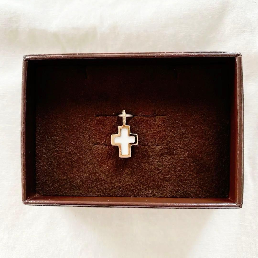 美品 agete シェルクロスチャーム